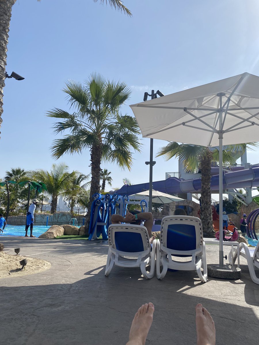 So what does an expat teacher with a family do at the weekend. A bit of this and a bit of that #ExpatLife #expatteaching #expatteacherlife #collabUAE #dubai #aquaventure