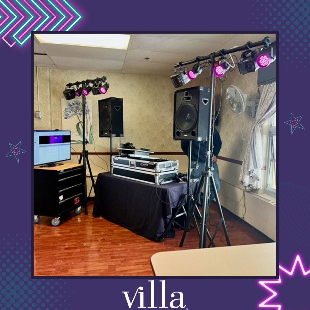 VillaHealthCorp's tweet photo. It was an exciting day at #VillaAtSilverbellEstates last Friday as they opened their NEW #resident #store!
To kick off the #GrandOpening, #DJBob hosted #karaoke!" 💜🎤🎶
#Villa #WeMakePeopleBetter #healthcare #eldercare #nursingcare #seniorcare #care #karaokeparty #singing #DJ https://t.co/7cylo6CFlb