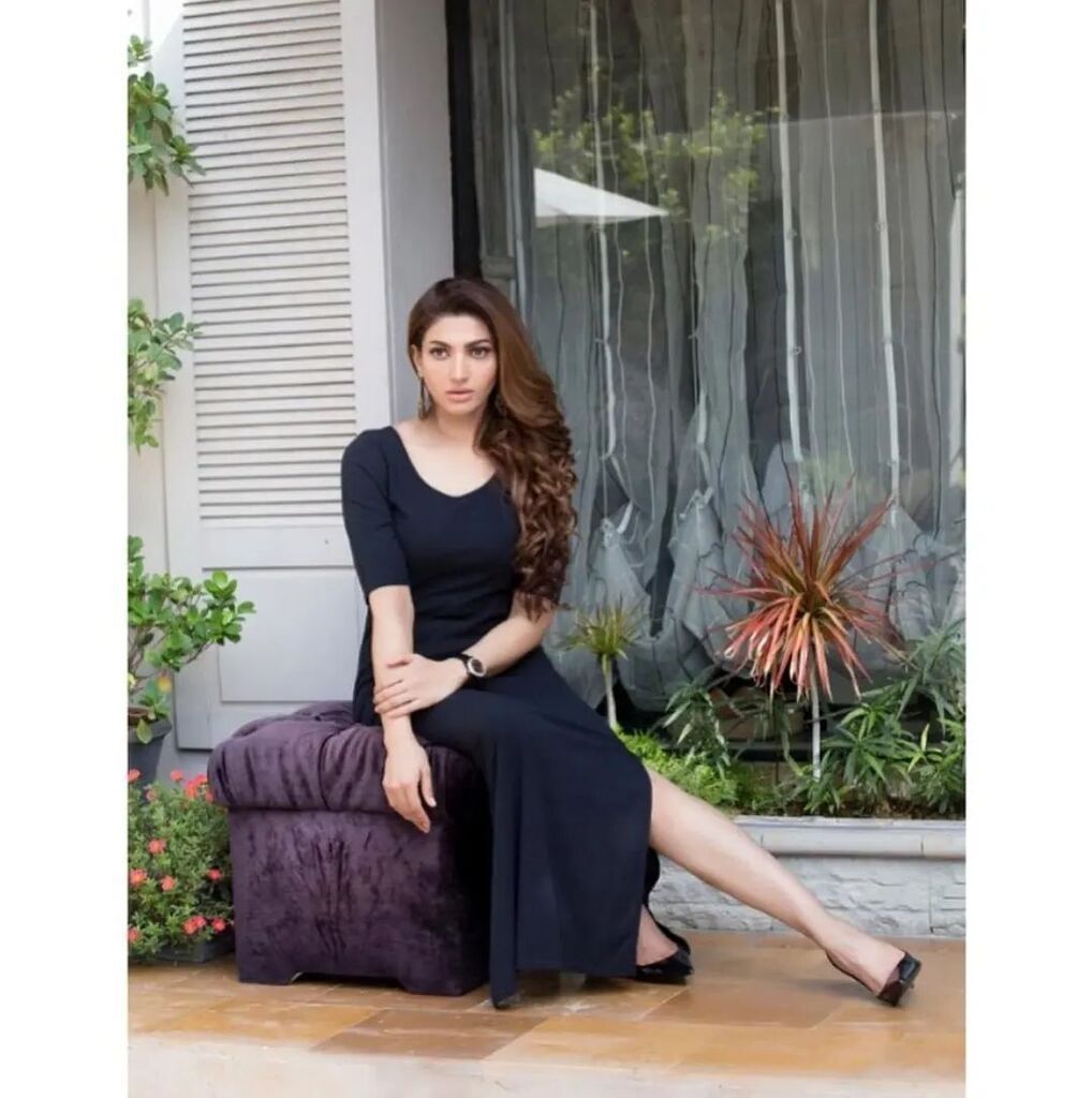 Stunning 🔥❤️ Sana in her black and bold dress 🔥❤️ She knows how to rock any look 💯 

#sanafakhar #PakistanCelebrities #FashionGoals #BlackDress #BoldAndBeautiful #Stylish #CelebrityFashion #InstaFashion #FashionInspiration #InstaCelebrities #Lollywood #lollywooduncensored