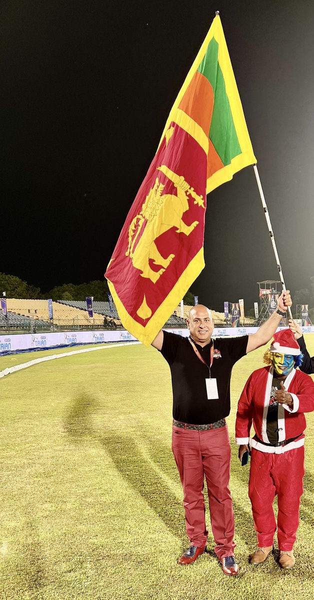 Q_KhanOfficial's tweet photo. Wishing everyone prosperity, good health and happiness on The 75th Independence Day . #lka #LKA75 #IndependenceDaySL https://t.co/EQzS50vld3