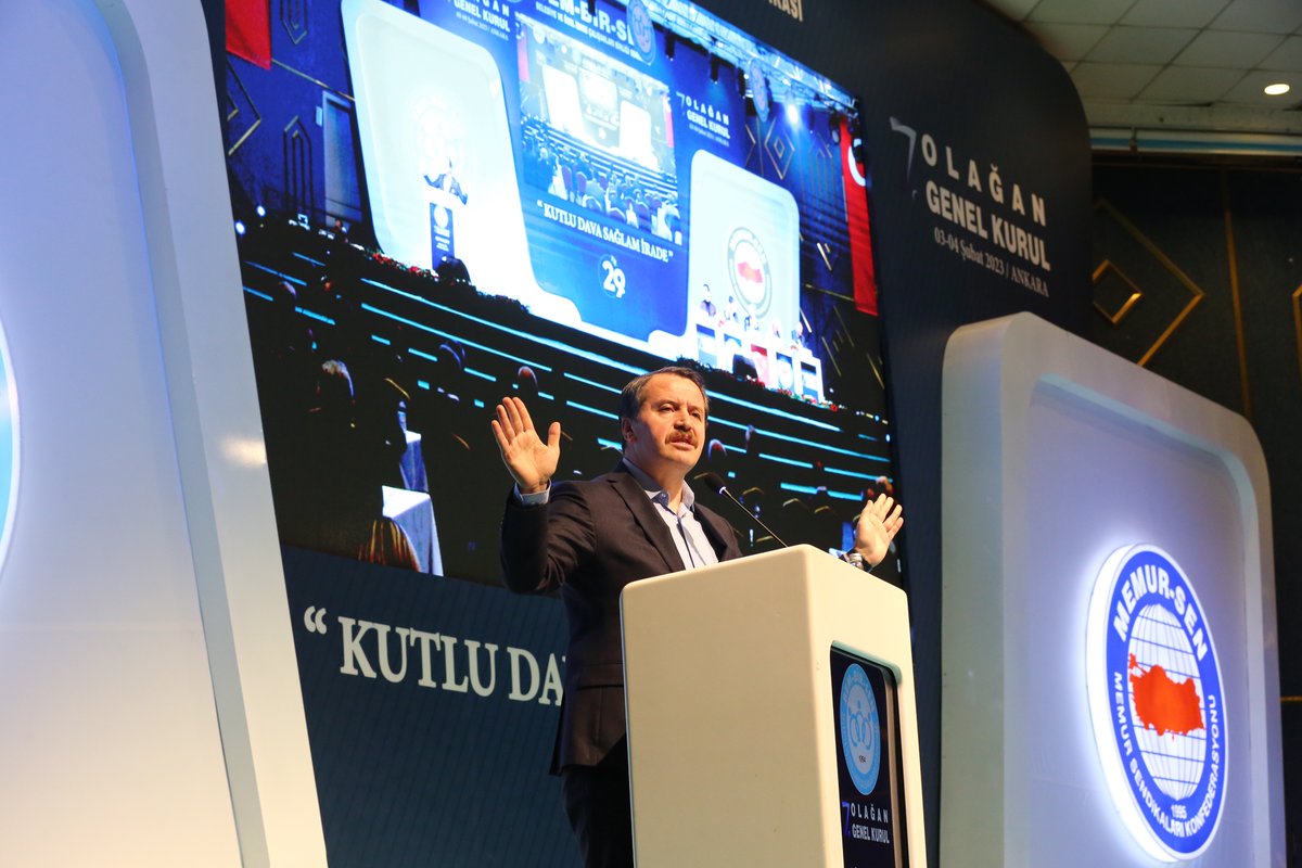 Bem_Bir_Sen's tweet photo. 7. Olağan Genel Kurulumuzda,

Memur-Sen Genel Başkanımız Sn. Ali Yalçın selamlama konuşmalarını gerçekleştirdi.

#BemBirSen2023
#KutluDavaSağlamİrade https://t.co/II8O5mkpGm