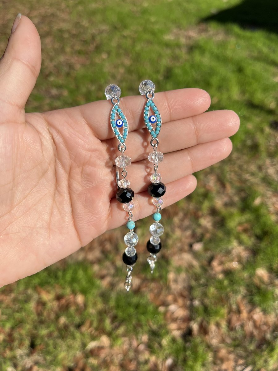 trrvps0ul's tweet photo. ✨Country/Evil eye/Turquoise✨
- turquoise moon dangles $15
- starfish evileye set $25
- turquoise evileye necklace $20
- evileye bracelet set $25
✨authentic crystals used✨ https://t.co/rbAD7rZN4R