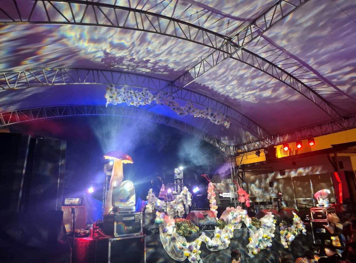 philconcerts's tweet photo. It's set to be a chill magical evening here at The Ransom Collective's Reunion Show at the 123 Block! #HelloAgainTRC

@TheRansomCMusic @GabiNaNamanProd https://t.co/G8rThtfvJj