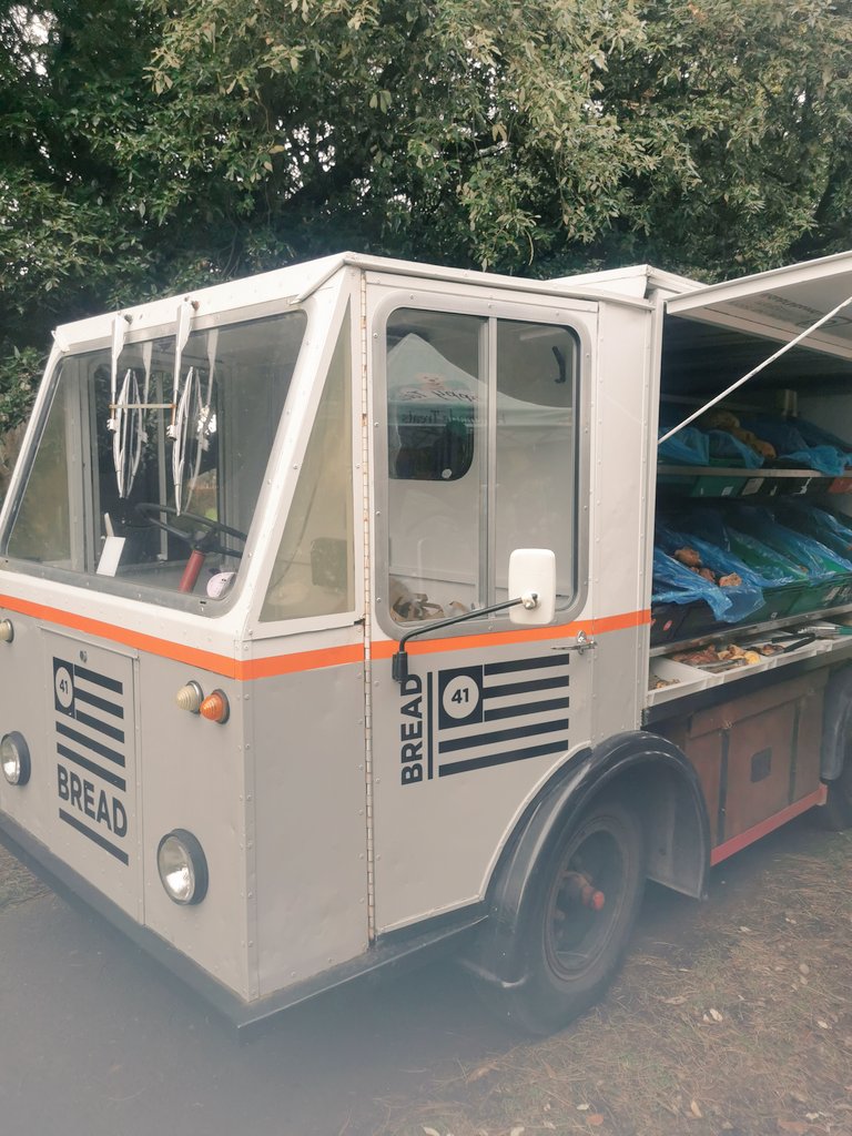 I didn't think St. Anne's Park could get any better! 😍 #Bread41