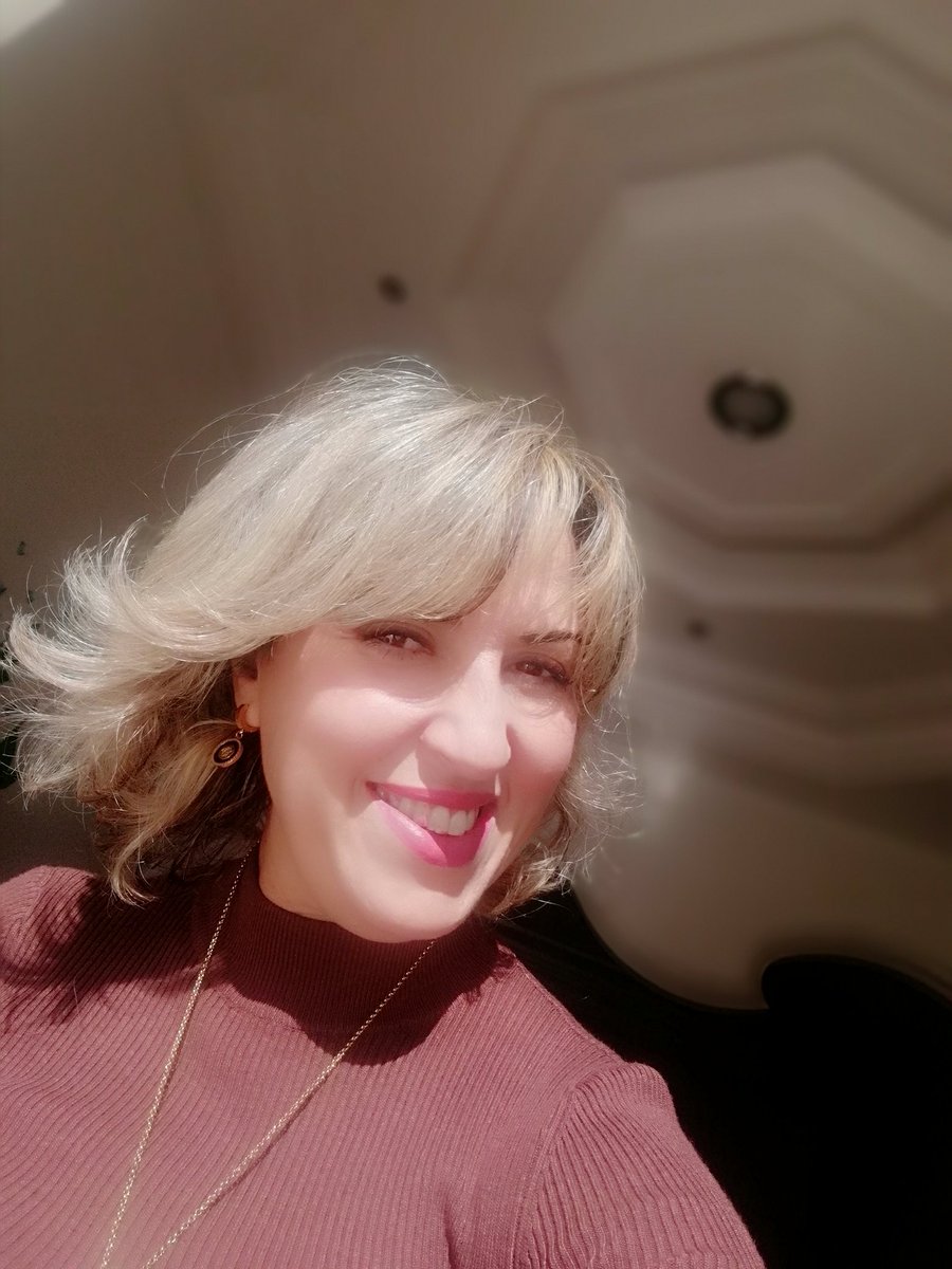 Cherif06soniay2's tweet image. life always gives you new opportunities, let's take advantage of everything that makes us happy 😉 Good Morning 🌹🌹