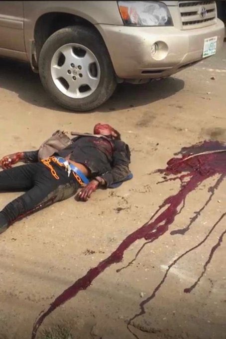 zeezco_1's tweet photo. A man gunned down at Apata, Ibadan this morning again. 😭 #EndPoliceBrutality https://t.co/ljV08Yeu6f