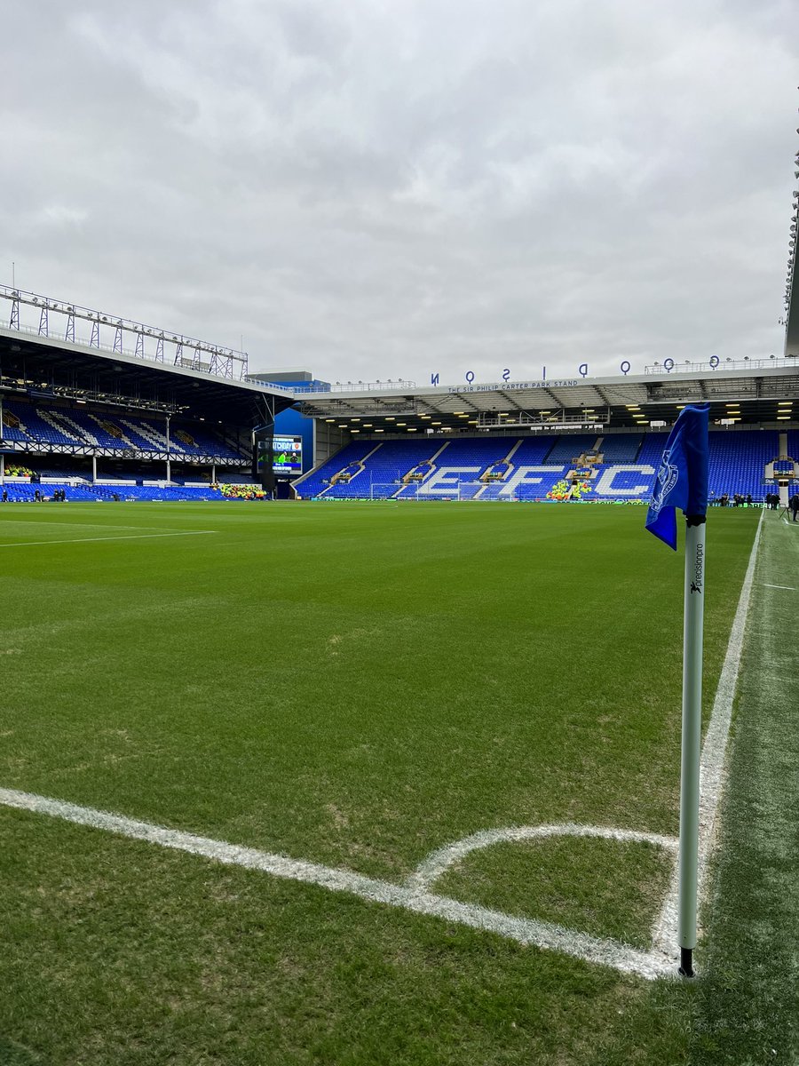Arsenal's tweet photo. Matchday on Merseyside

📍Goodison Park https://t.co/FuDRKQ3lvY
