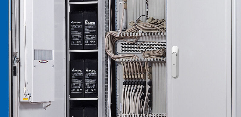 EssentraC's tweet image. Outdoor cabinets have specific requirements to stand up to the elements. Read our guide to find out about components that help to protect your outdoor cabinet. ow.ly/1mwn50MyQau #outdoorenclosures #accesshardware #components #makingiteasier