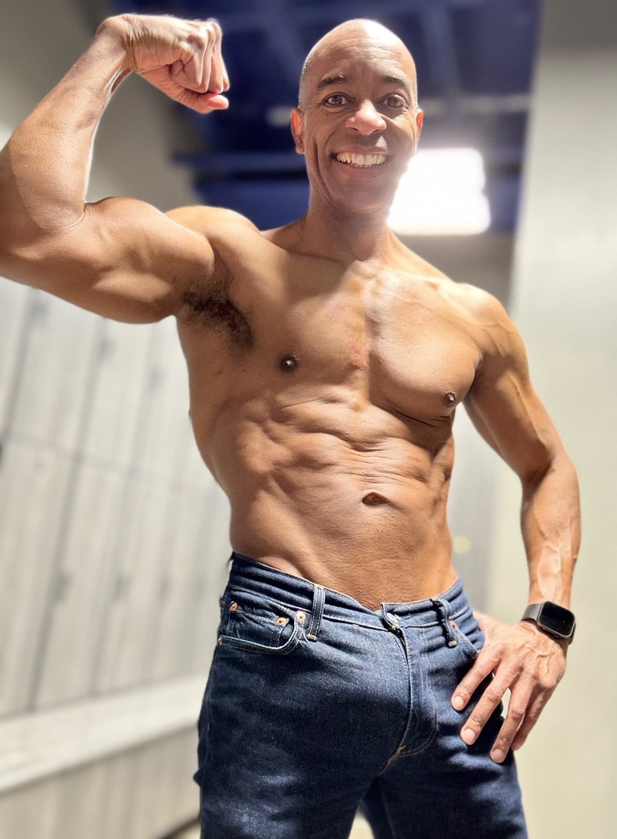 NudeGuyYoga on Twitter: "On or off?"