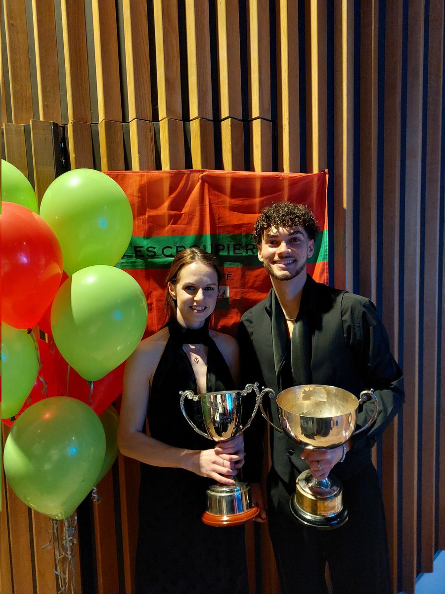 Congratulations to Dylan Nazareth and @AlawBeynon for winning athletes of the year for 2022. Highlights for Dylan include a sub 31 10k whilst Alaw ran 2:45 at London Marathon. Well done both!