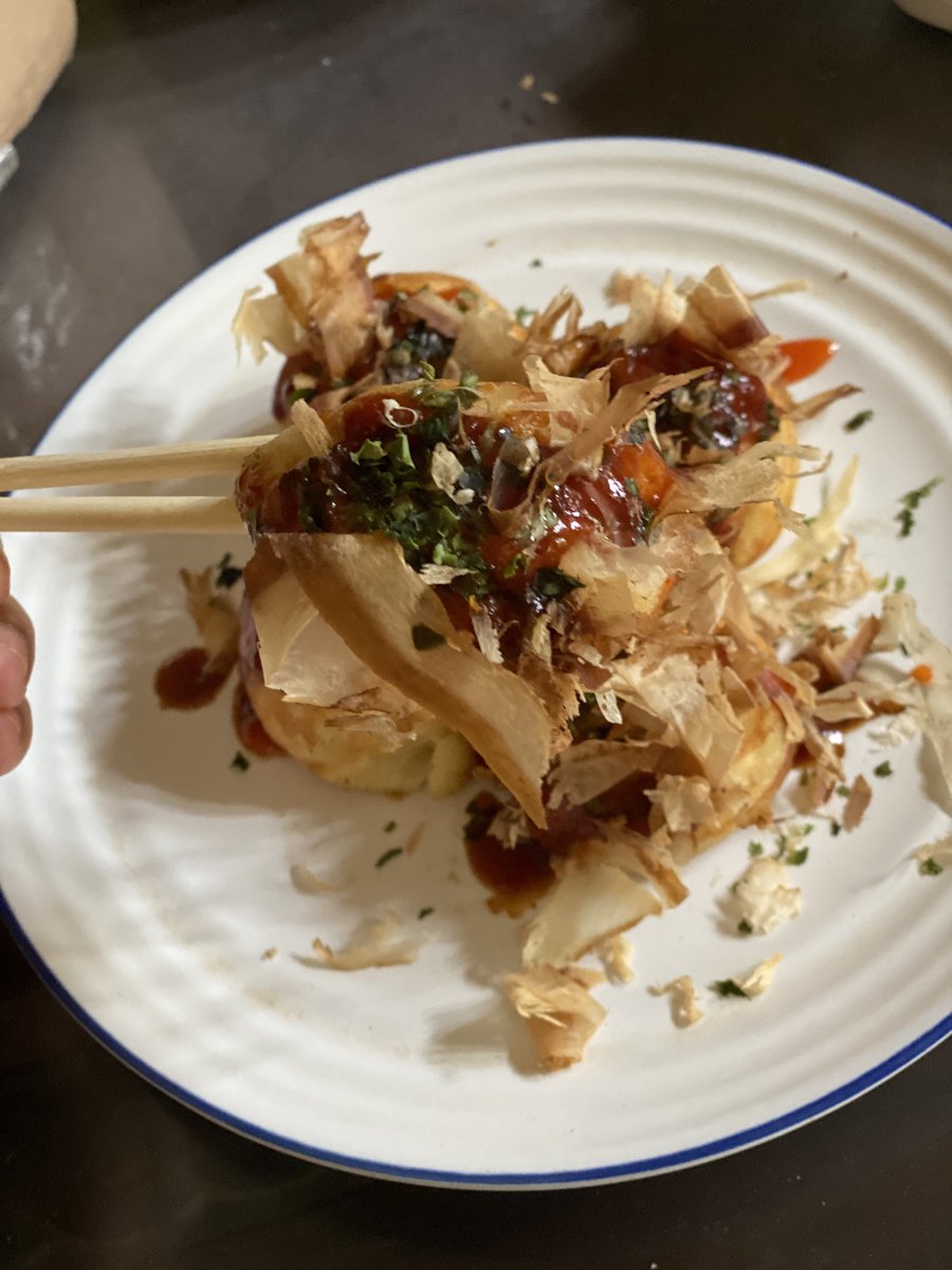 Ada yang mau resep takoyaki enak?
Buat w yang suka banget, beneran jadi lebih hemat, rasanya mirip kayak yang di kedai-kedai ala jepun 👌🏻