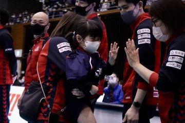 値下げしました。デンソーエアリービーズ 袖なしパーカー Vリーグ