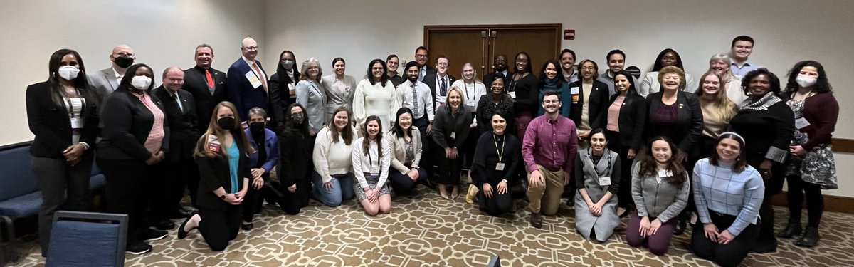 Had a great evening with the current group of <a href="/aafp/">AAFP</a> student and resident leaders at the #wintercluster meeting - today the commissions get to do the work of the academy to serve our members and the public. #FamilyMedicine The future is bright.