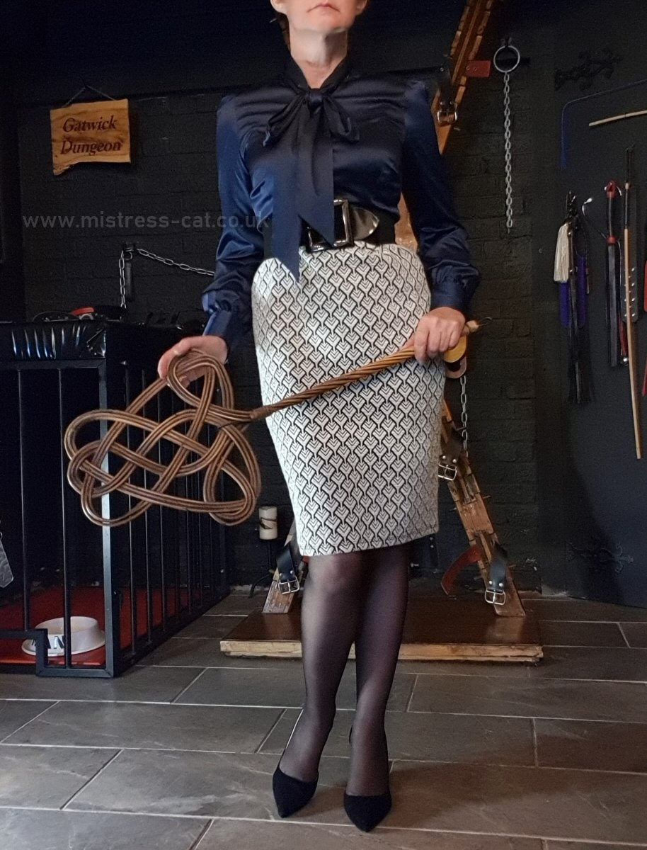 TheMistressCat's tweet image. This? Oh, it's nothing for you to be concerned about... mistress-cat.co.uk 

#carpetbeater #discipline #dungeonmistress #ladyincharge