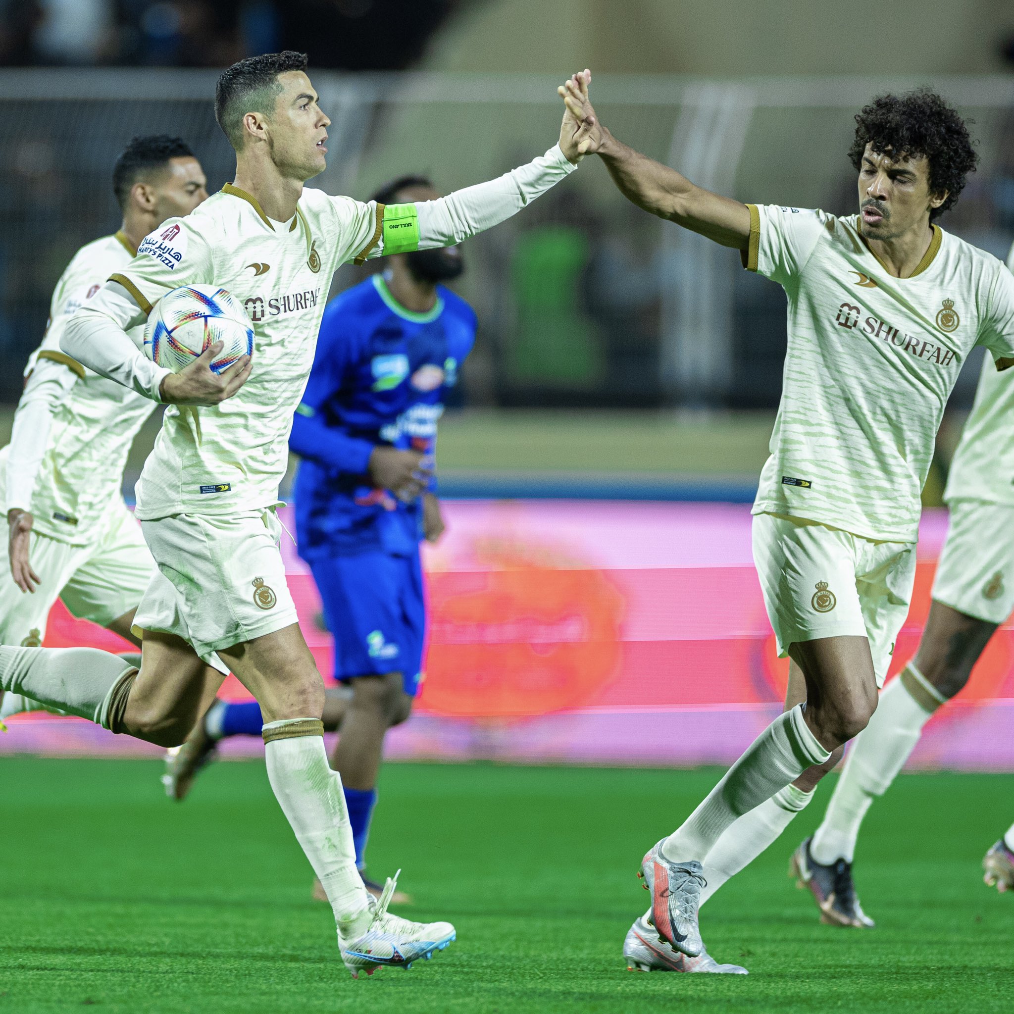 ACL on X: ✨ 𝗤𝗨𝗔𝗟𝗜𝗙𝗜𝗘𝗗 ✨ ©️ Captain Ronaldo leads 🇸🇦 Al Nassr  into the #ACL Group Stage!  / X