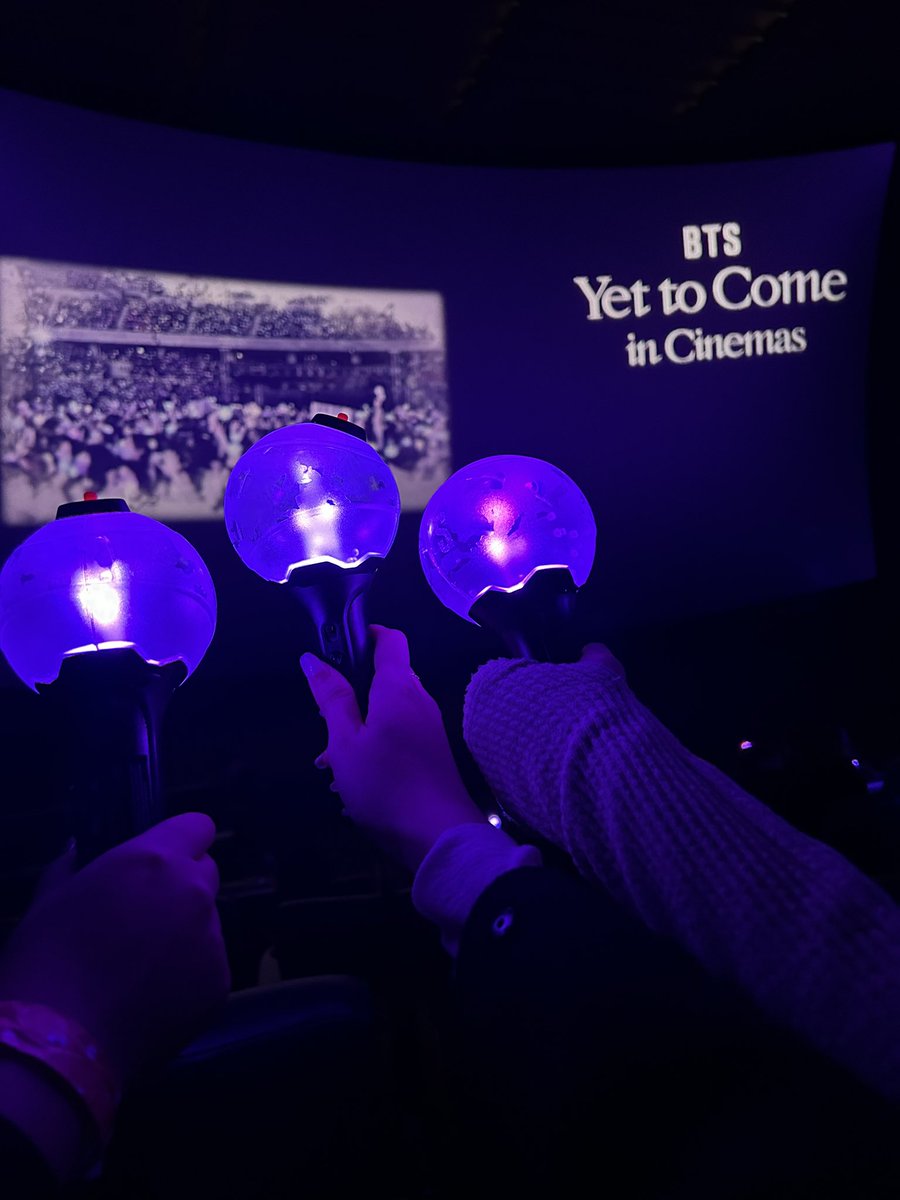태리 tweet media