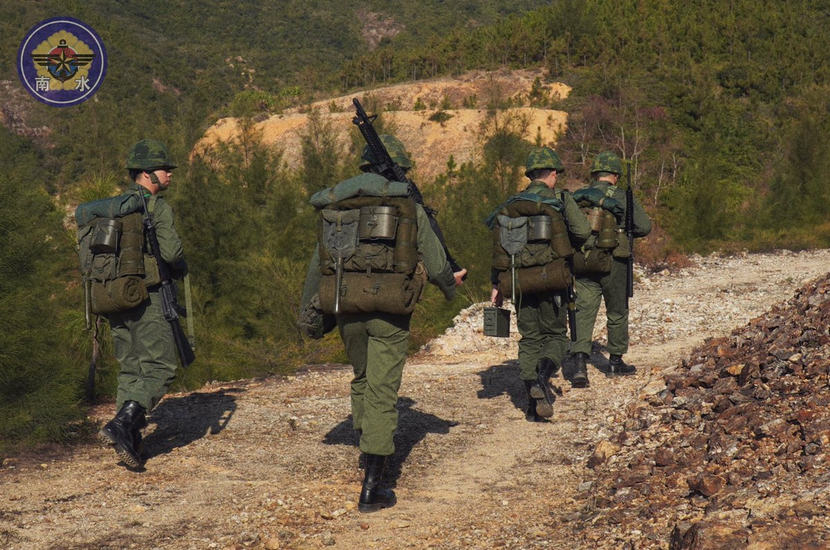 freemark0541's tweet photo. 80年代韓国軍合わせ①
陸軍9師団白馬部隊
初めて皆が集まって本当に楽しかたです！ https://t.co/ndBq5MHzPl