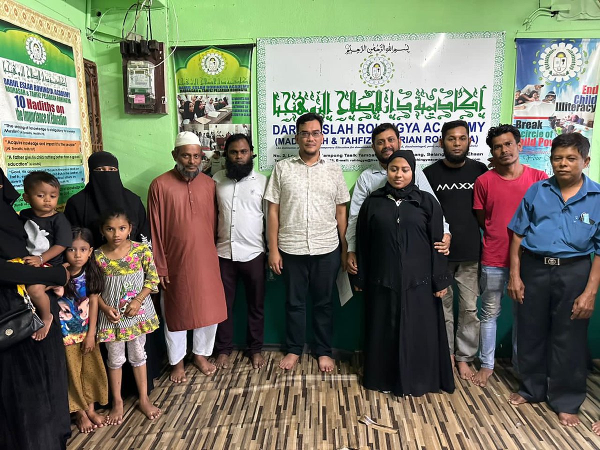 CenthraM's tweet image. #CenthraMalaysia Chairman @azrilmohdamin visited Darul Eslah Academy (Madrasah for the Rohingya) in KL today. It was heartwarming to see the cooperation between local human rights lawyers and volunteers doing their part in helping refugees #CenthraCares #GSLI #Rohingya #Refugees