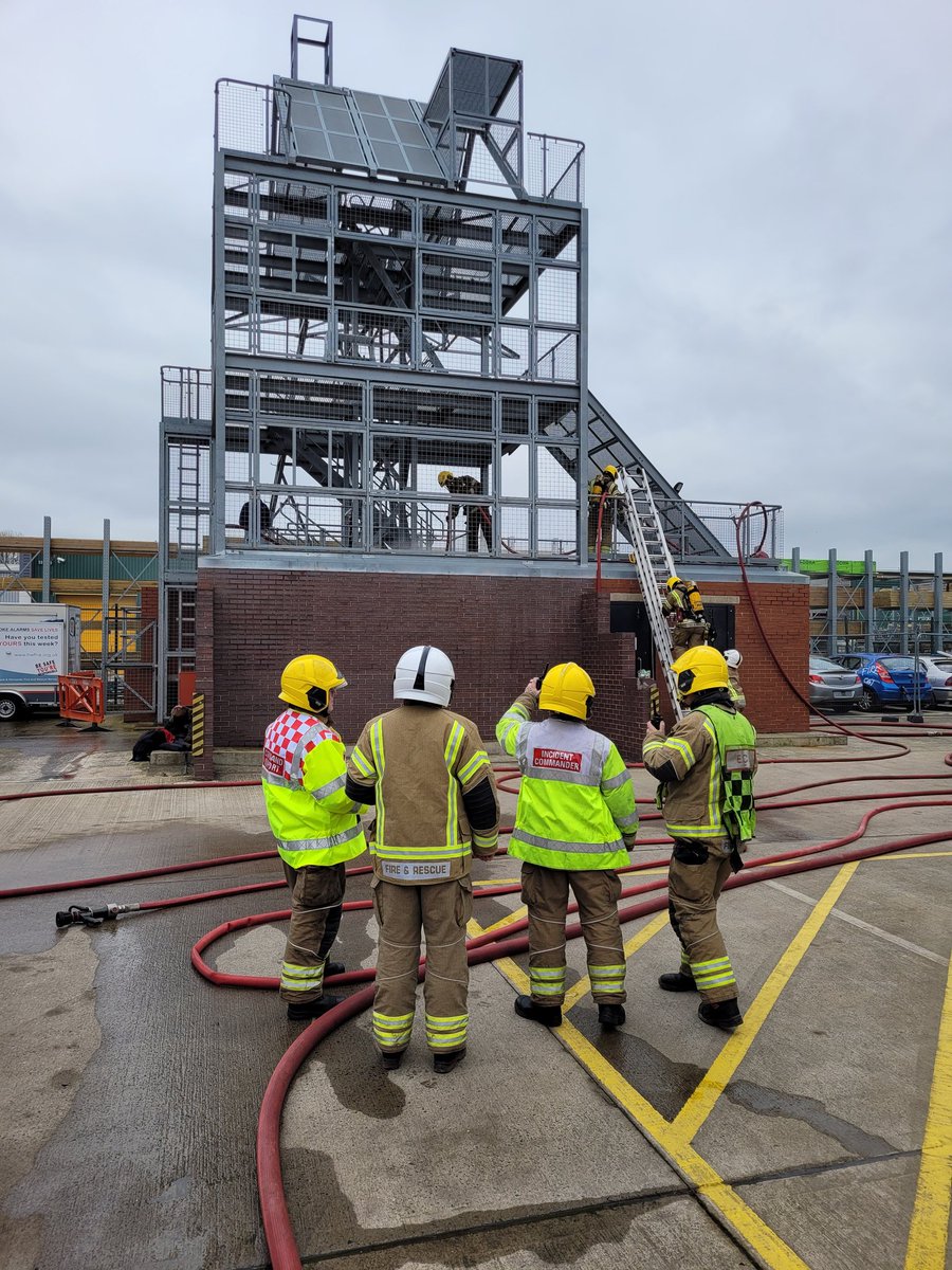 Ade Farmer (@hwfireafarmer) on Twitter photo Simulated basement fire, persons reported <a href="/HWFireWorcs/">HWFire Worcester</a> training facility this morning. Hard work and commitment from <a href="/HWFireDroitwich/">HWFire Droitwich</a> & <a href="/HWFireEvesham/">HWFire Evesham</a> crews. Thank you to <a href="/HWFire/">Hereford & Worcester Fire and Rescue Service</a> volunteers for providing realistic casualties. Simulated basement fire, persons reported <a href="/HWFireWorcs/">HWFire Worcester</a> training facility this morning. Hard work and commitment from <a href="/HWFireDroitwich/">HWFire Droitwich</a> & <a href="/HWFireEvesham/">HWFire Evesham</a> crews. Thank you to <a href="/HWFire/">Hereford & Worcester Fire and Rescue Service</a> volunteers for providing realistic casualties.