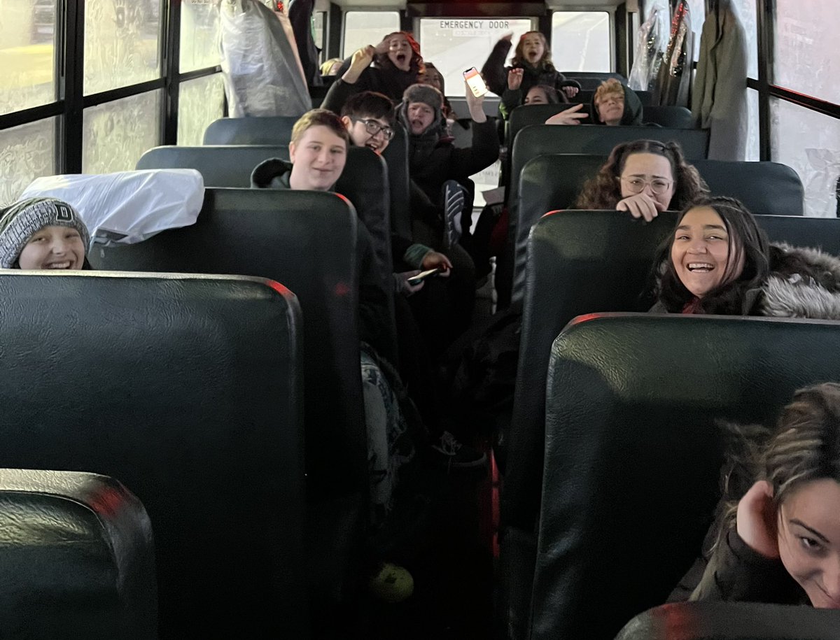 DHSDynamix's tweet image. On our way to the central MA show choir festival for our first competition EVER!!!
