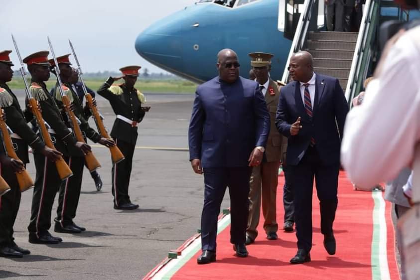 BurundiEco's tweet photo. Félix Antoine Tshisekedi Tshilombo, Président de la #RDC est également à #Bujumbura pour prendre part au sommet extraordinaire de @jumuiya sur la situation sécuritaire de son pays 
#Burundi https://t.co/G1BHkKBcvb