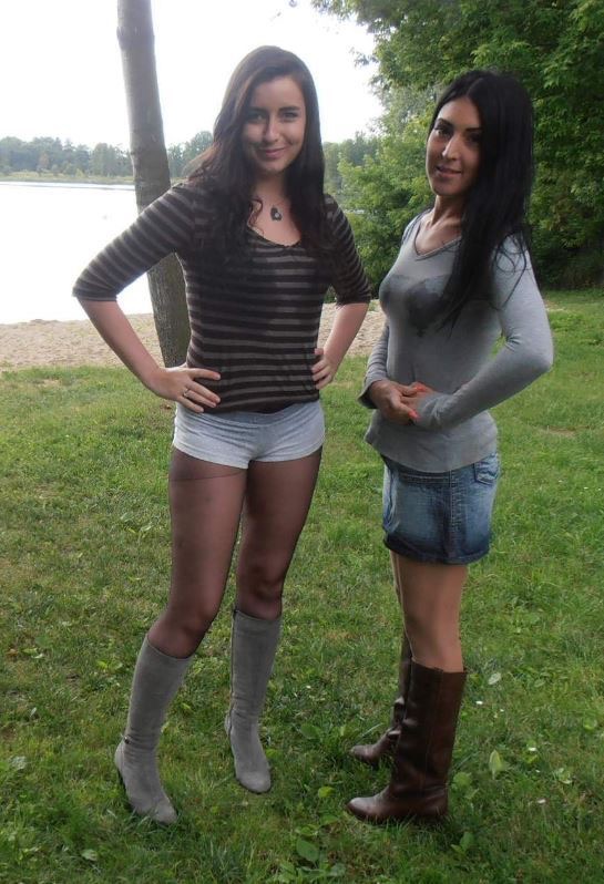 Amateur Pantyhose on Twitter: &ldquo;Shorts, boots and #pantyhose&rdquo;