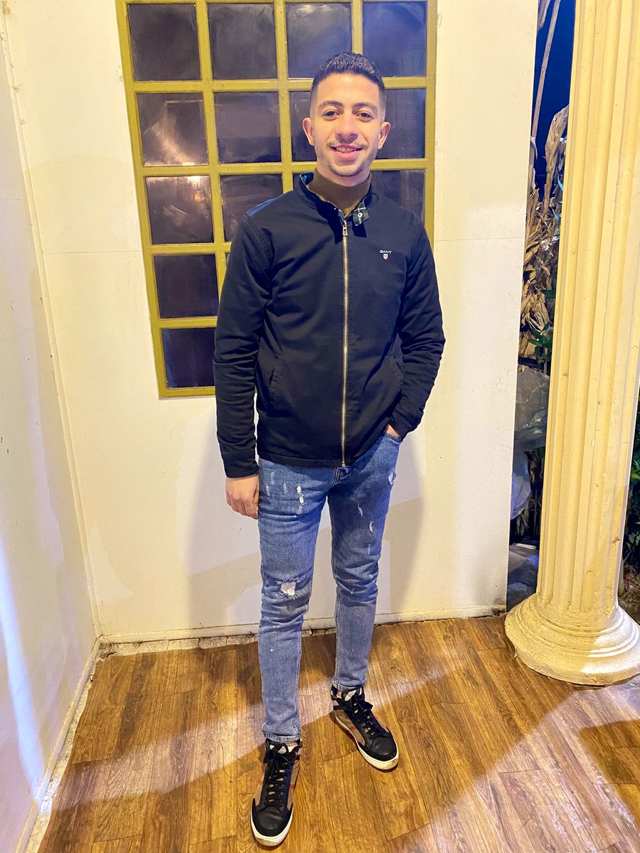 لا نقول الا ما يرضي الله ، اللهم اغفر له وارحمه وعافه واعف عنه وأكرم نزله ووسع مدخله واغسله بالماء والثلج والبرد ونقه من الخطايا كما ينقى الثوب الأبيض من الدنس وأبدله دارا خيرا من داره وأهلا خيرا من أهله وزوجا خيرا من زوجه وأدخله الجنة وأعذه من عذاب القبر ومن عذاب النار