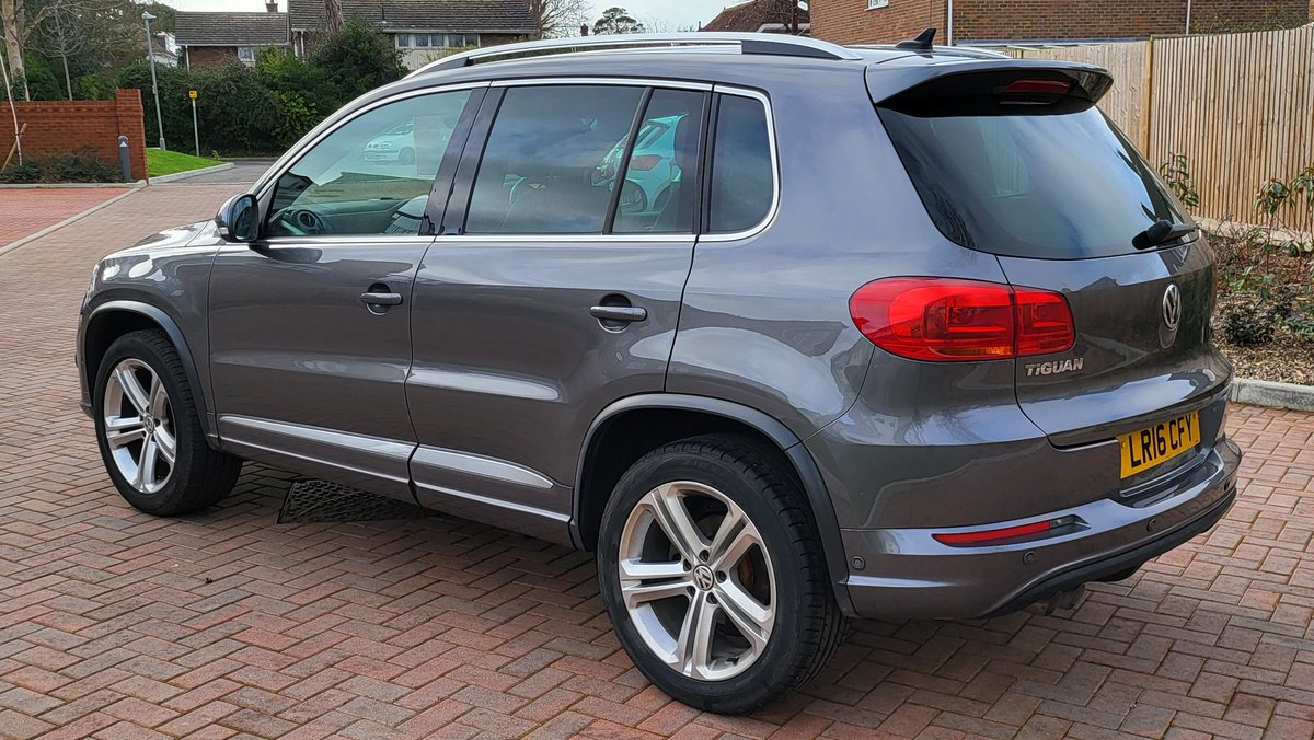 GOTG_HASTINGS's tweet photo. More new stock 😁

2016 Volkswagen Tiguan R-Line TDi 4motion DSG with just 40,000 miles miles and full service history 

Full details in the bio. 
.
.
#Volkswagen #volkswagentiguan #tiguanrline #volkswagentiguanrline #rline #vwtiguanrline #dsg #forsale #followus https://t.co/IqW79EtEEr