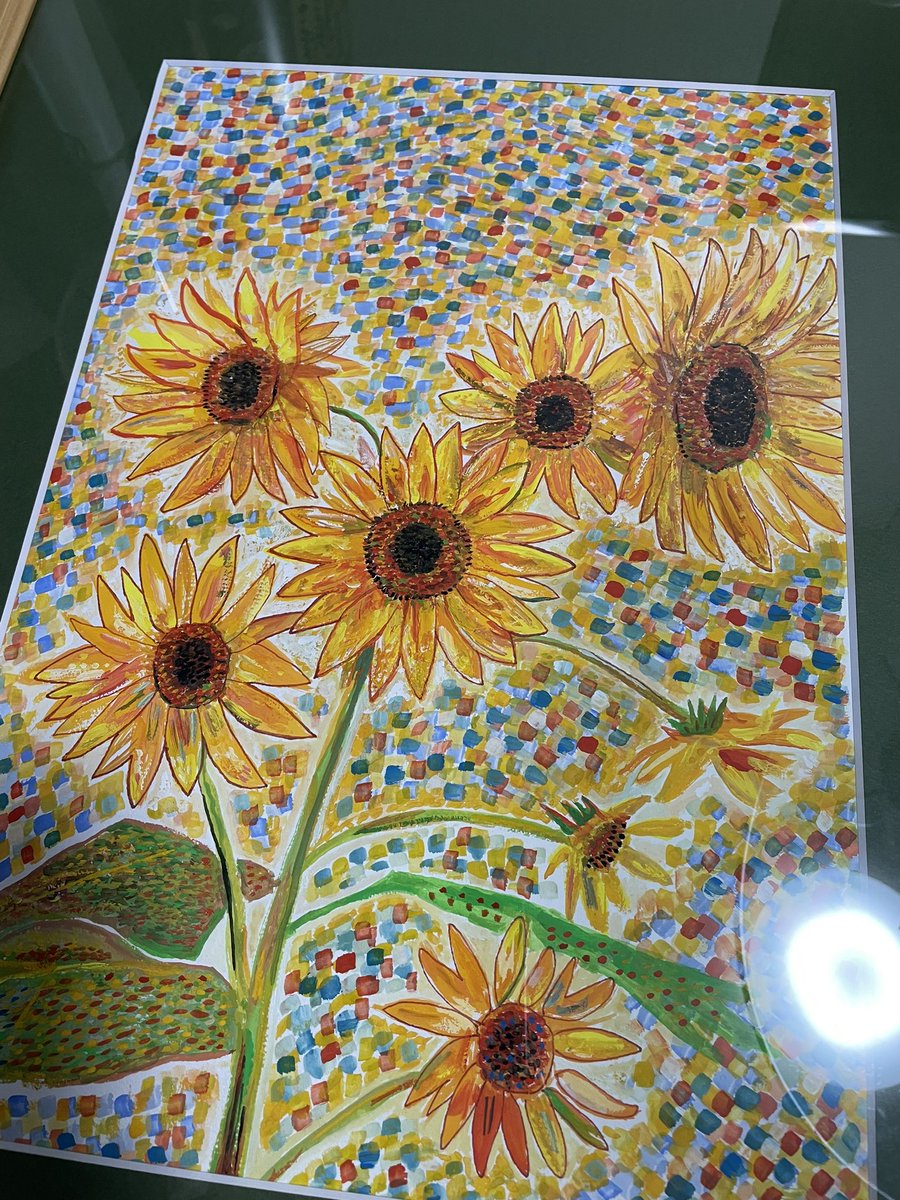 masakiman6's tweet photo. 今日のARTです😃
友達に頼まれて制作しました‼️
奥さんがひまわりが好きとの事で描きました😃

#art #artwork #artist #イラスト #illustration #graffiti #イラストレーター　#絵画　#水彩画 #油彩画 #ペン画 #グラフィックデザイン #花 #ひまわり #color #フォトグラファー https://t.co/fHuzKkOU2N