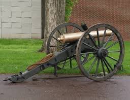 NewUlmPD's tweet photo. The New Ulm battery will be firing the cannon to start the “amazing race” at St.Paul’s school on Sunday. https://t.co/xyAqdNxV4f