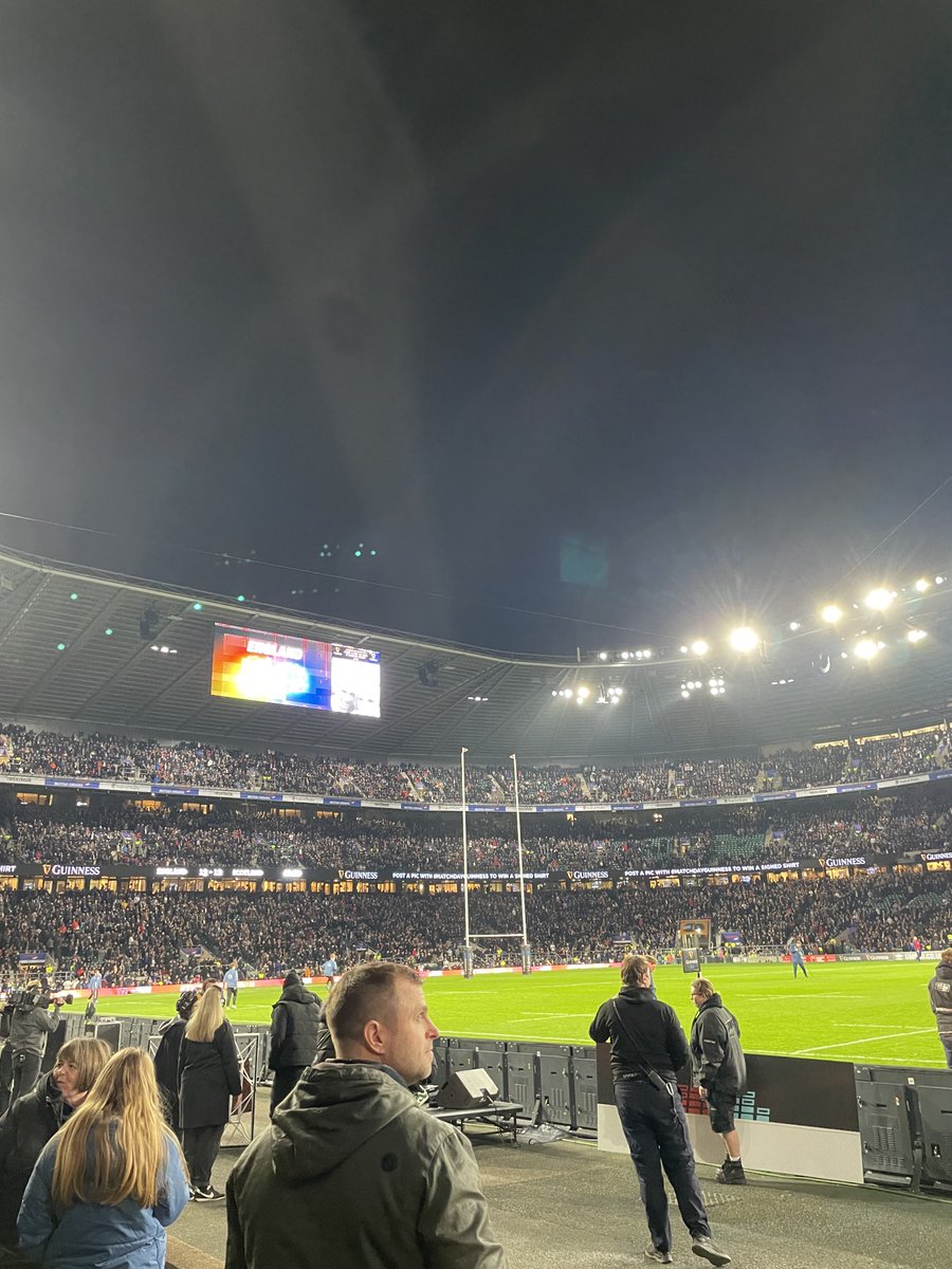 bissy72's tweet image. #Twickenham