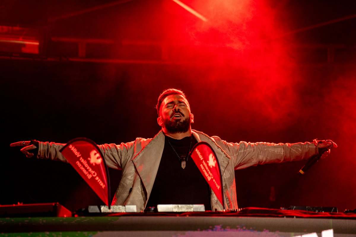 funradio_fr's tweet photo. Merci à tous pour votre présence au #FunRadioLive à Serre Chevalier, et à @BorisWay, Feder, @mosimannoff et @MicoInTheMix pour cette soirée de dingue 💙

📷 SerreChe_FR / Arthur Quere https://t.co/GfrNf2Jbmh