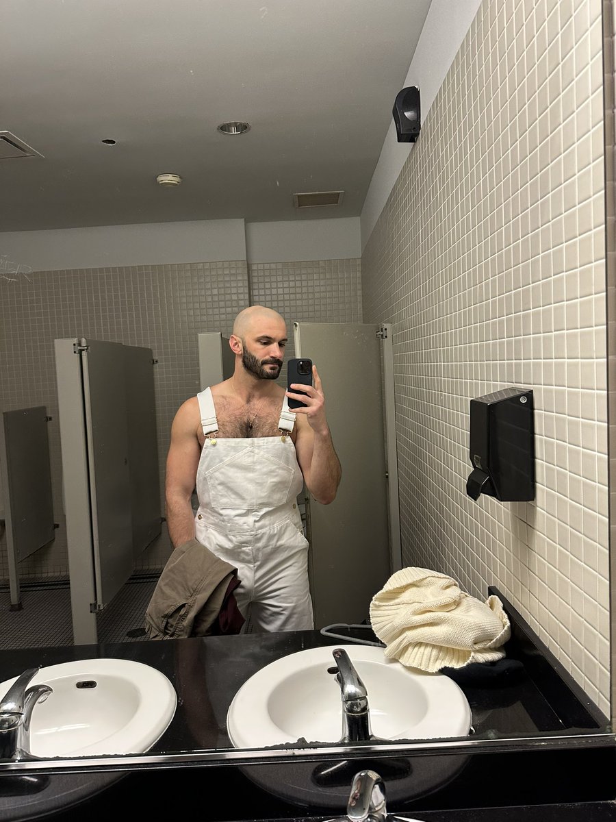 Matt Armato tweet media