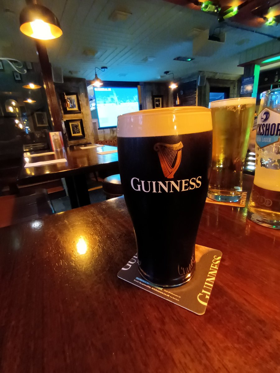 Ross Barnett tweet media