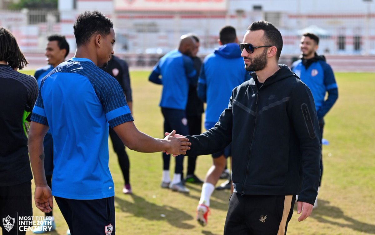 ZSCOfficial's tweet photo. فيريرا يعود مجدداً لقيادة تدريبات الزمالك. 🏹

#Zamalek #MostTitledIn20C | #الزمالك https://t.co/QjVFAbeEpH