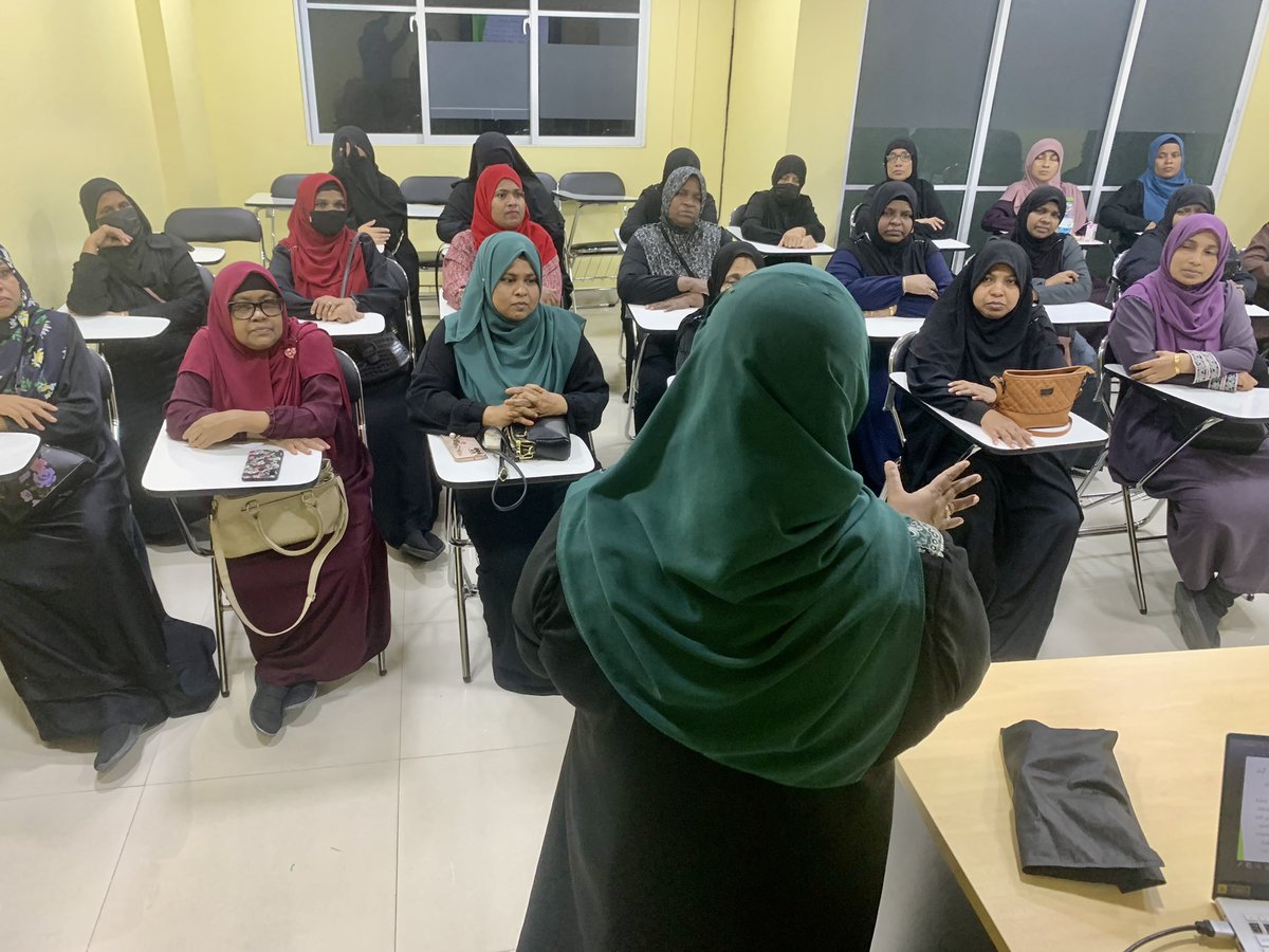 📚 Hidhaya Workshop 02
Lecture by Uzt Saamiya Zakariyya