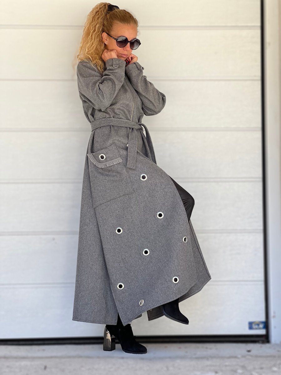 Muzeva1's tweet photo. NEW Grey Woman Coat with Metal Rings | Winter Coat | Elegant Coat | Belted Coat | Trend Coat | Extravagant Coat by Muzeva https://t.co/8XU8lpgPfR #abstract #minimalist #zipper #no #yes #overcoat #winter #coat #etsy #clothing #coat #onlineshop #fashion #lady #women https://t.co/TW26bGws0G