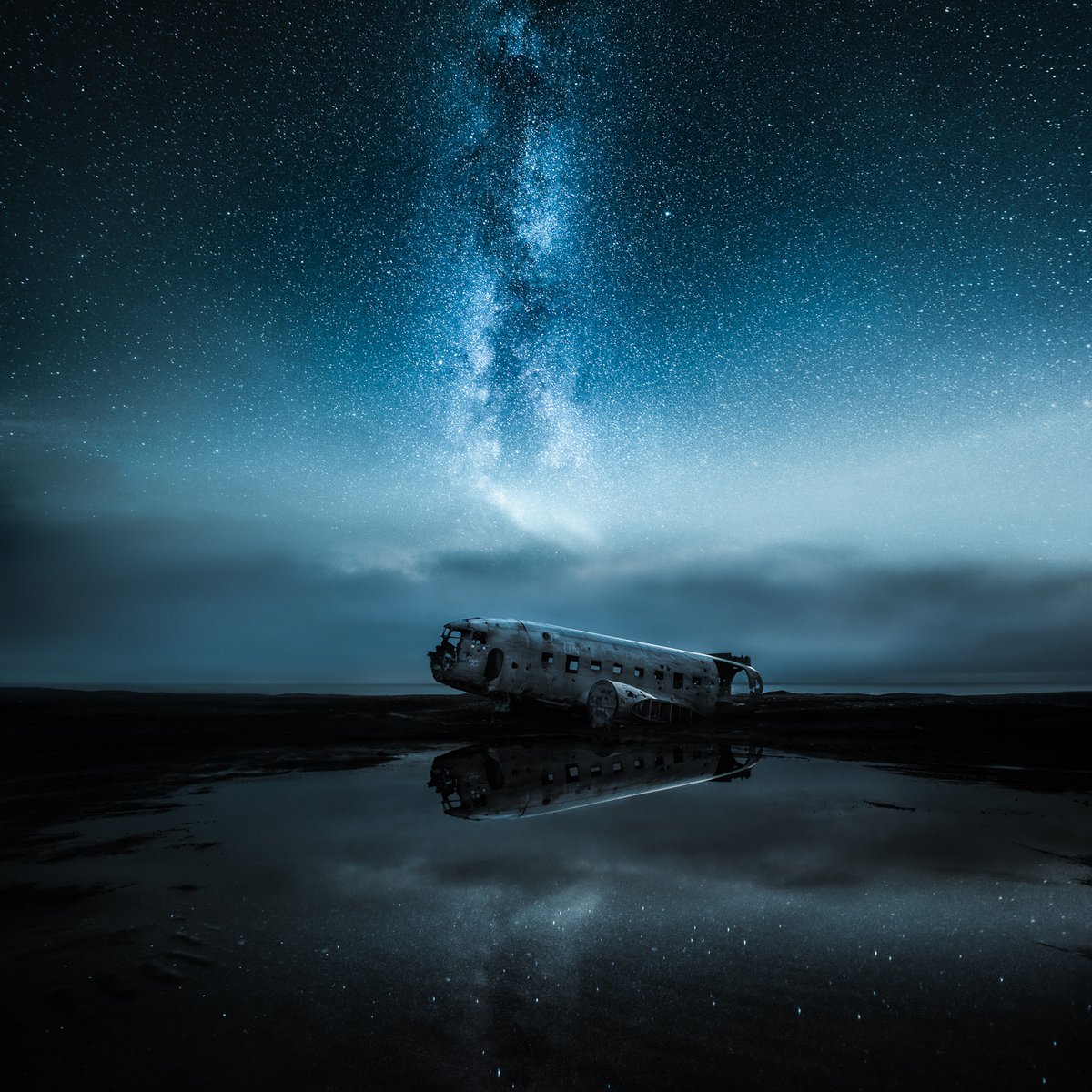 MikkoLagerstedt's tweet photo. Nights in Iceland https://t.co/pN6caWmhgH