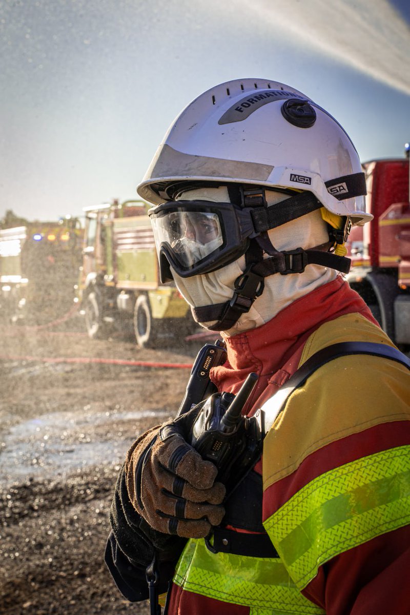 riisc_7's tweet image. [ #visiteministérielle ] 🤝

La ministre déléguée chargée des collectivités territoriales et de la ruralité @FaureDominique était présente à l’#UIISC7 hier après-midi pour une démonstration de nos moyens aux côtés du @sdis83_officiel et du @Prefet83 🚒