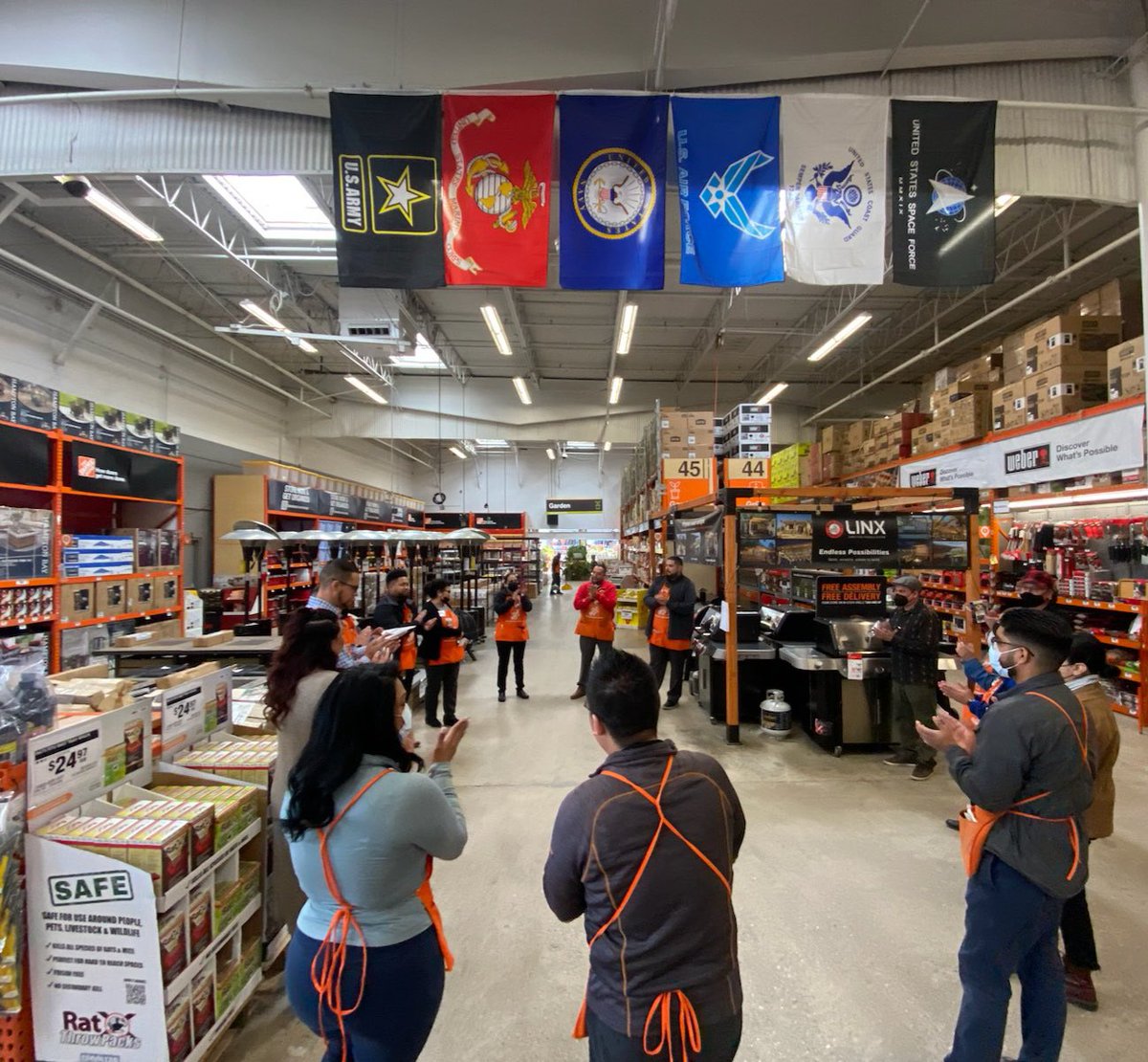 diobn87's tweet photo. Such a fun day with D74 Ops managers! Congratulations to 6627 winning the gold cup. Also shout out to all stores as D74 ended 2022 #1 with the highest Ops shrink metrics and also the lowest shrink % in region. @HD_JGuizar @DannyCo54502215 @CaylorLarry @lupeadiaz https://t.co/vdFIe12Afi