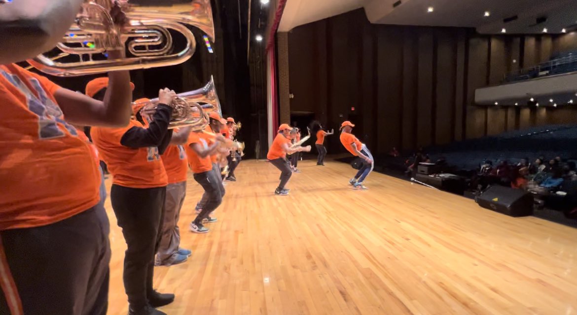 PlainfieldBOE's tweet photo. Welcome to Plainfield Public Schools Morgan State Magnificent Marching Band. Your music, friendship and showcase were an inspiration!Bienvenidos a las escuelas Públicas de Plainfield! @morganstateband @ppsd_supt @SarahBVirgo @PlainfieldTAP @NJGov https://t.co/jBgYHXFOLN