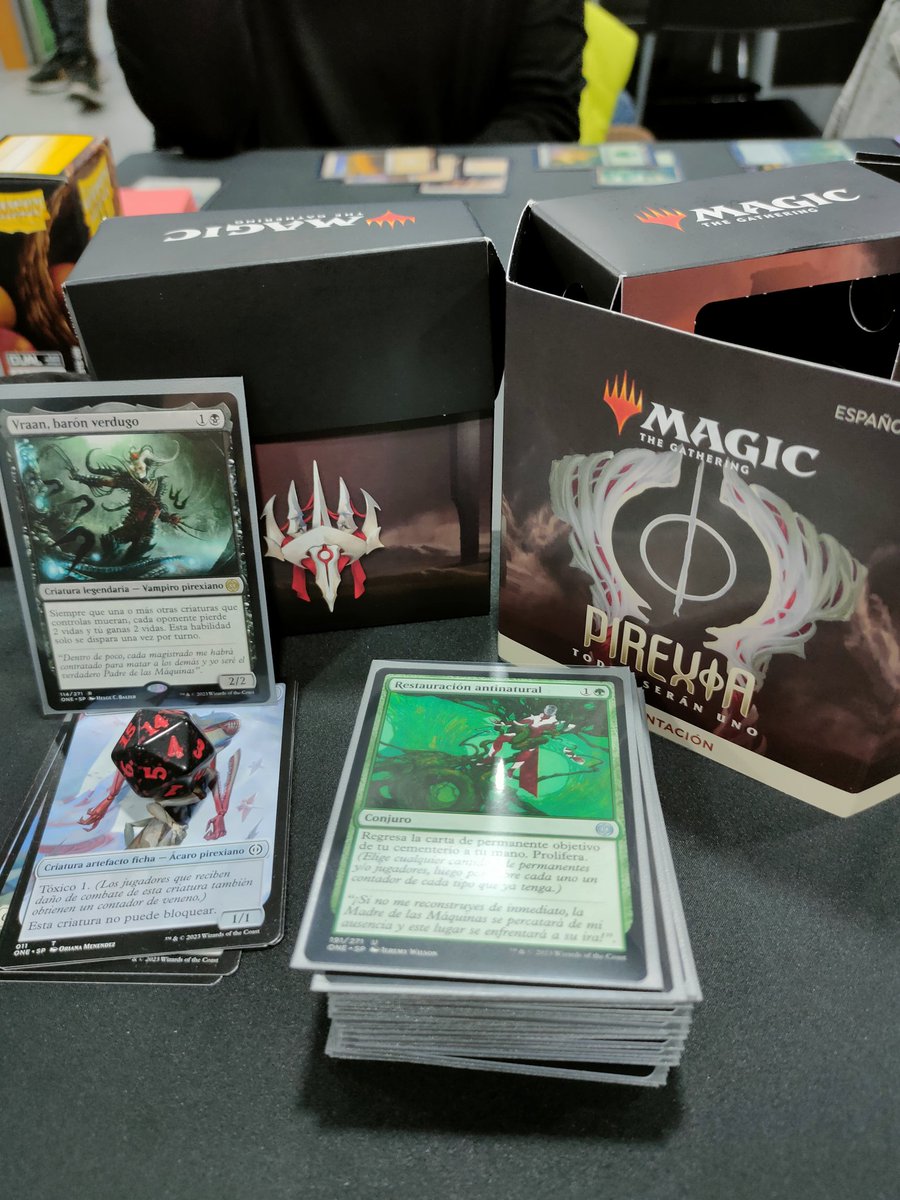 franchu_llopis's tweet photo. Fa unes setmanes tornava a caure a Magic The Gathering... Avui ja estic en una presentació de col.lecció amb la meva baralla negra/verda de #Pirexia...
#MTG #Magic @Wizards @wizards_magic https://t.co/hBwfVuV48x