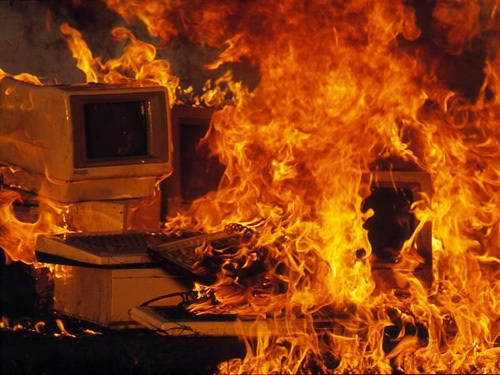 GamerZavix's tweet photo. Roblox servers right now...  #RobloxDown https://t.co/lTpdBqFtJl