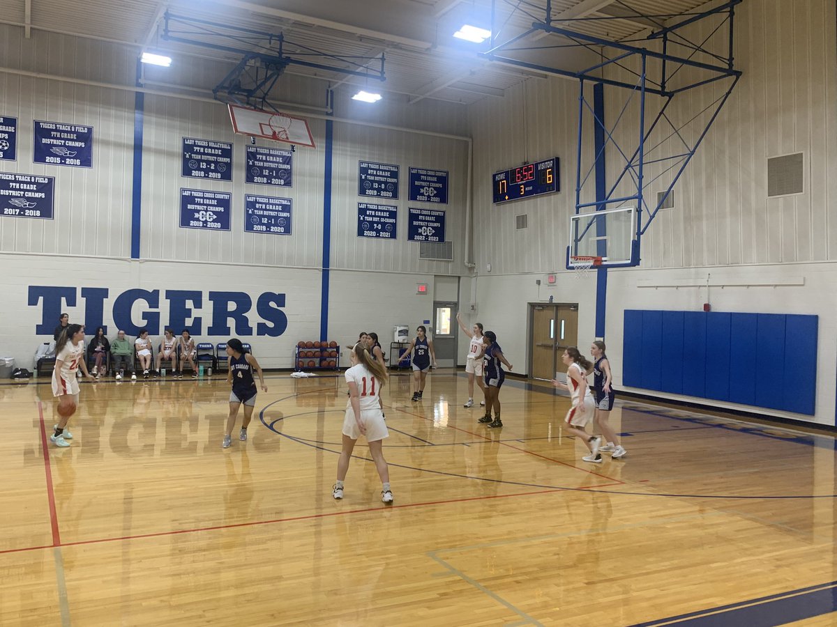 DrMorganLISD's tweet photo. CPMS girl’s basketball is giving maximum effort today and showing incredible defense! https://t.co/BNpe4qCqvb