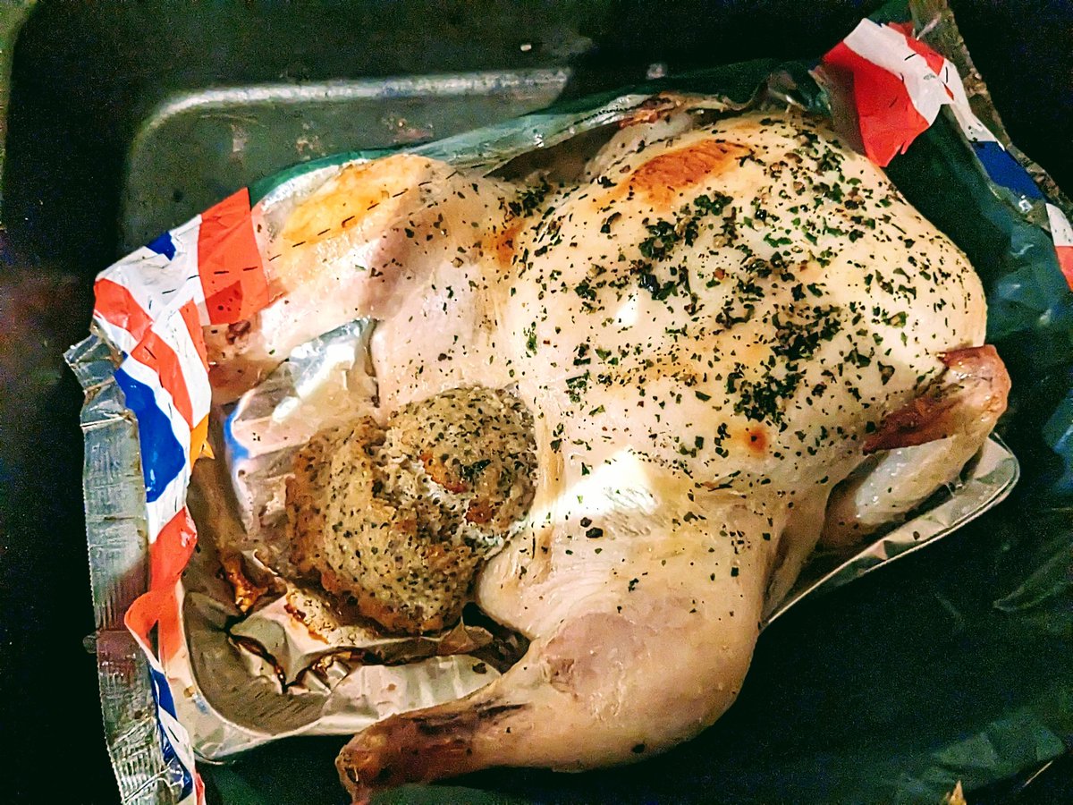 ApocEllipses's tweet image. We're such proud parents omg 🥲 @ThomHodkinson