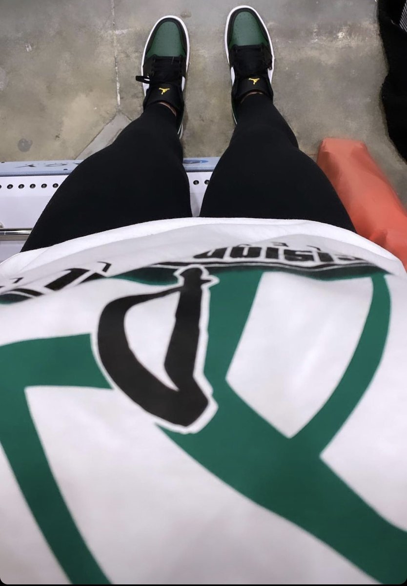 michellemcg1028's tweet photo. Volleyball tournament time 💚🏐🖤 #PAVC https://t.co/FJw6B7Oilk