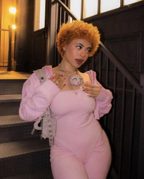 ice spice is so pretty omfg

x.com/i/spaces/1ypJd…