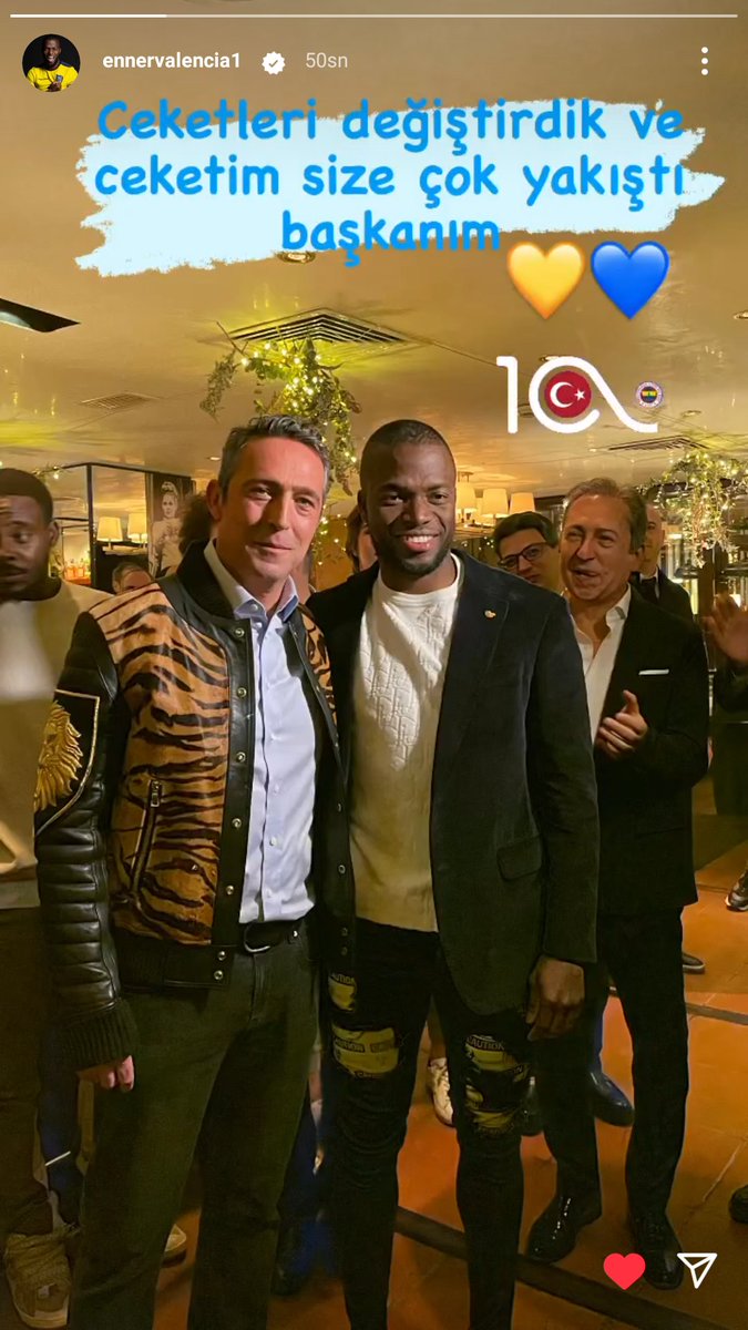 Valencia'nın storiye gebermeyen var mı ceketini Ali Koç a giydirmiş aw