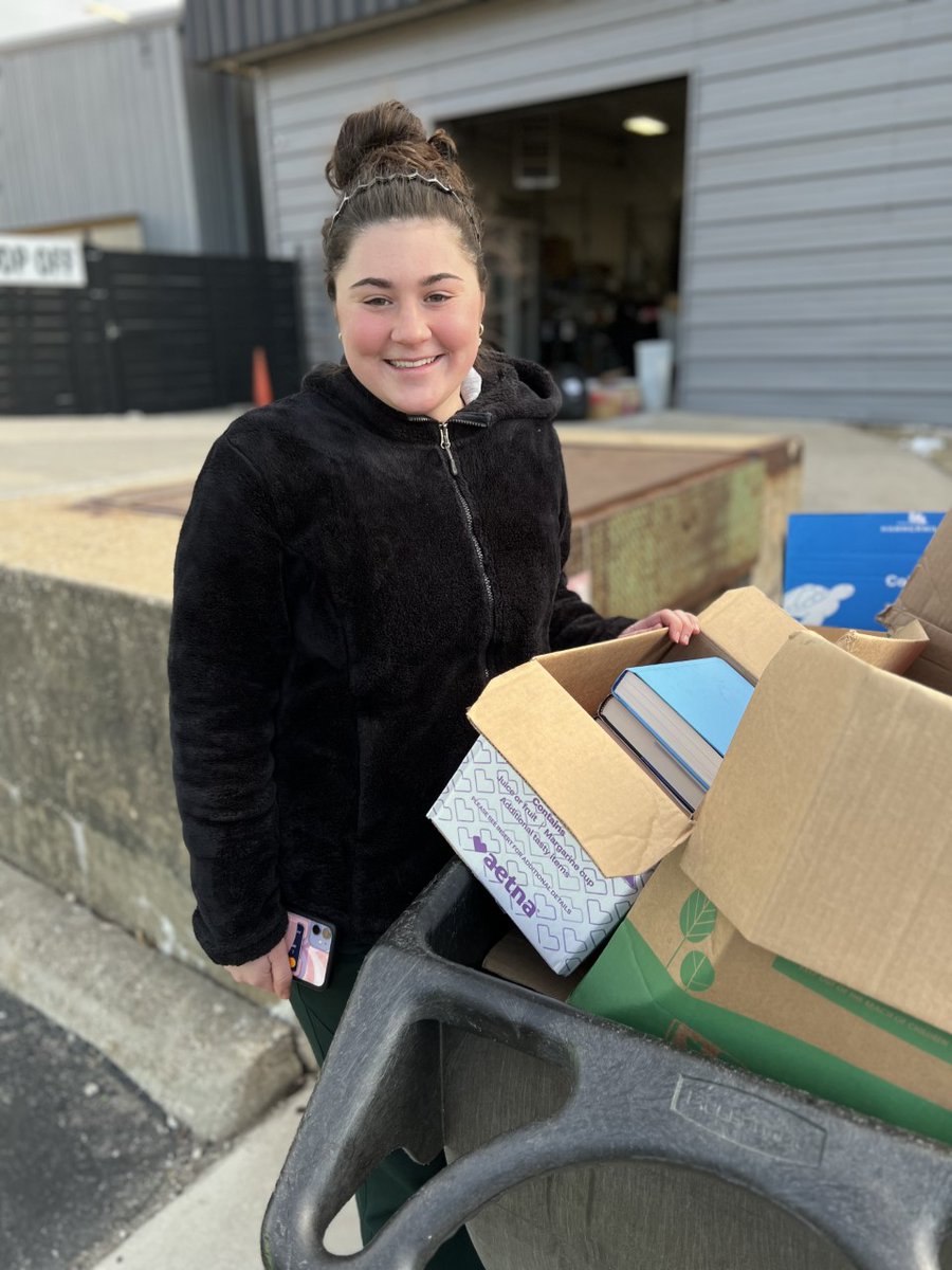 RoadrunnersOATC's tweet image. OATC Healthcare Student, Harper, conducted a book drive gathering over 200 books for Mission  Southside.  Let&apos;s celebrate the big heart on this CTE Scholar!!
@OlatheCTE @olatheschools @amclainoatc1 @OATCHealthcare @Jbarnumoatc #givebackchallenge 
#CTErocks