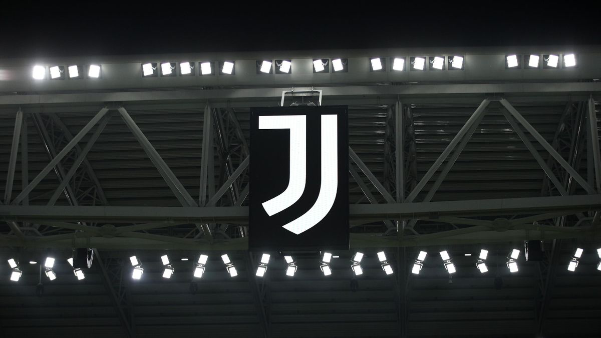 JosephDifranc20's tweet photo. 🚨🚨🚨
Facciamo una cosa tutti (ma tutti tutti)
Mandiamo una mail a

claudio.albanese@juventus.com

Oggetto: RICHIESTA URGENTE DI DICHIARAZIONI PUBBLICHE DA PARTE DI JUVENTUS FC A DIFESA DEI TIFOSI

Chiediamo *** U R G E N T E *** presa di posizione mediatica della Società. https://t.co/Ga7cuh2O7T